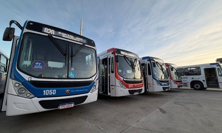 Prefeitura de Campina Grande entrega � popula��o 20 novos �nibus para o transporte coletivo na cidade
