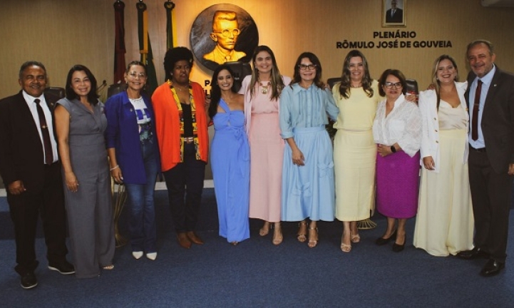 Vereadores de Campina Grande debatem avan�os, desafios e a��es em defesa e prote��o das mulheres